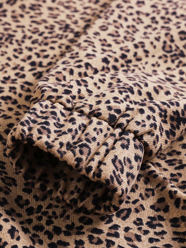 Frauen-leopard-bedruckte Fronttasche Volle Ärmel Kapuzenkragen Lässiges Sweatshirt