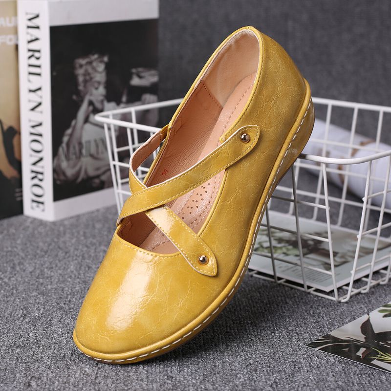 Frauen Cross Strap Solid Color Casual Comfy Flats