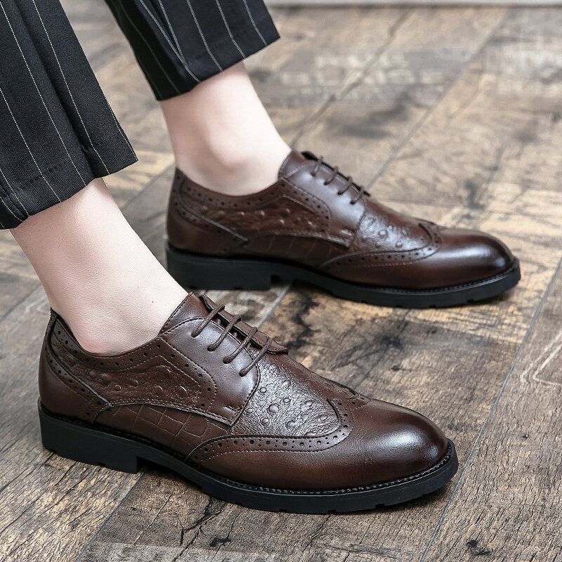 Atmungsaktive Weiche Sohle Aus Mikrofaser Für Herren Reine Farbe Oxfords Lässige Business-schuhe