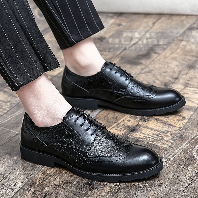 Atmungsaktive Weiche Sohle Aus Mikrofaser Für Herren Reine Farbe Oxfords Lässige Business-schuhe