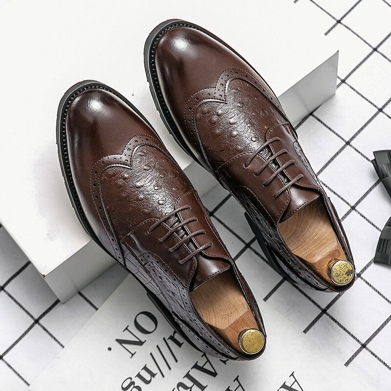 Atmungsaktive Weiche Sohle Aus Mikrofaser Für Herren Reine Farbe Oxfords Lässige Business-schuhe