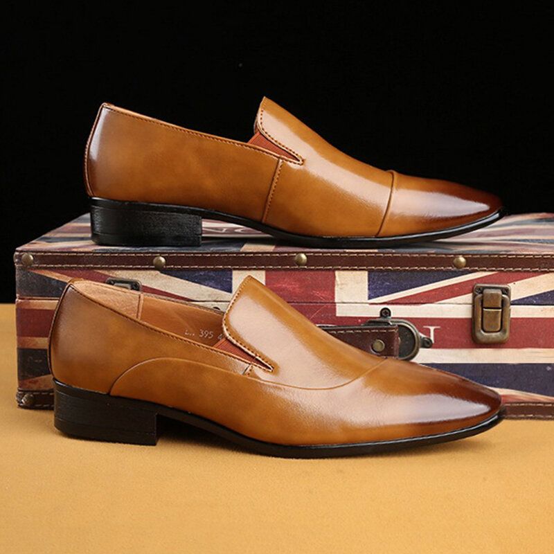 Herrenschuhe Mit Weicher Sohle Und Spitzer Zehenpartie Im Vintage-england-stil