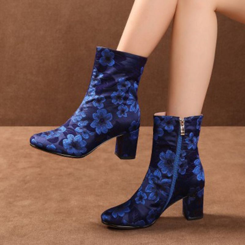 Eleganter Floral Bedruckter Satin Bequemer Seitlicher Reißverschluss Modische Kurze Stiefel Mit Klobigem Absatz