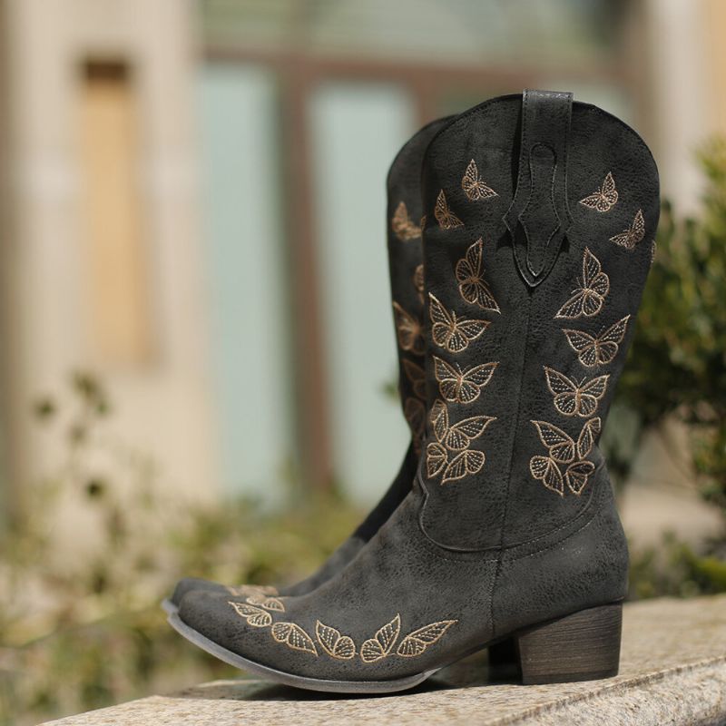 Große Damen-cowboystiefel Mit Schmetterlingsdekor Und Spitzem Zehenbereich