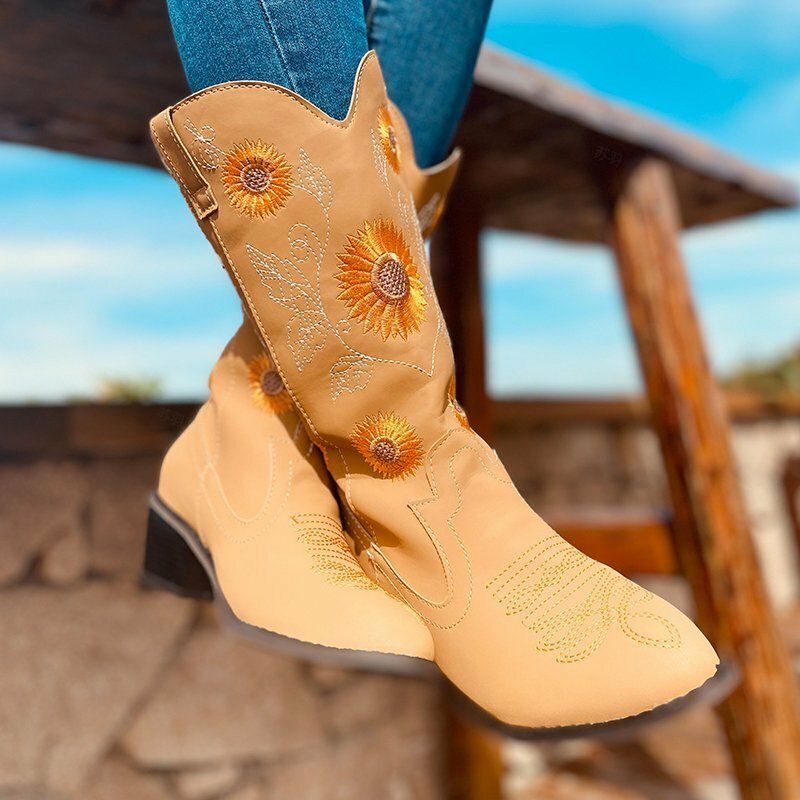 Große Mit Gänseblümchen Bestickte Damen-cowboystiefel Mit Klobigem Absatz Und Spitzer Zehenpartie