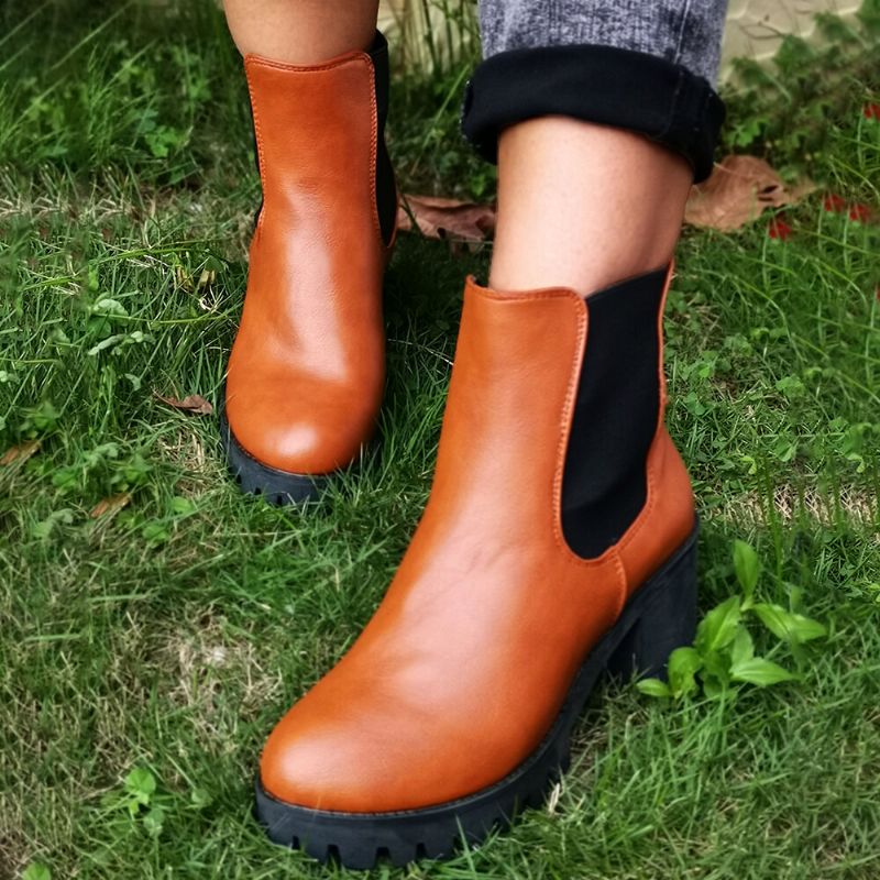 Lässige Damen-stiefeletten Zum Hineinschlüpfen Mit Runder Zehenpartie Und Klobigem Absatz