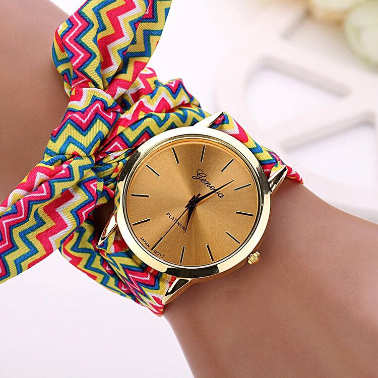 Fashion Chic Big Dial Striped Cloth Strap Damen Quarzuhr Armbanduhr