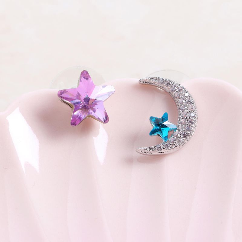 Einzigartiger Asymmetrischer Ohrstecker Luxus Micro Paved Zirconia Crystal Star Moon Piercing Ohrringe