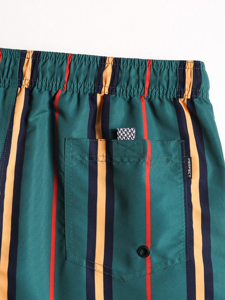 Bunt Gestreifte Schnell Trocknende Herren-strandshorts Mit Kordelzug Und Tasche