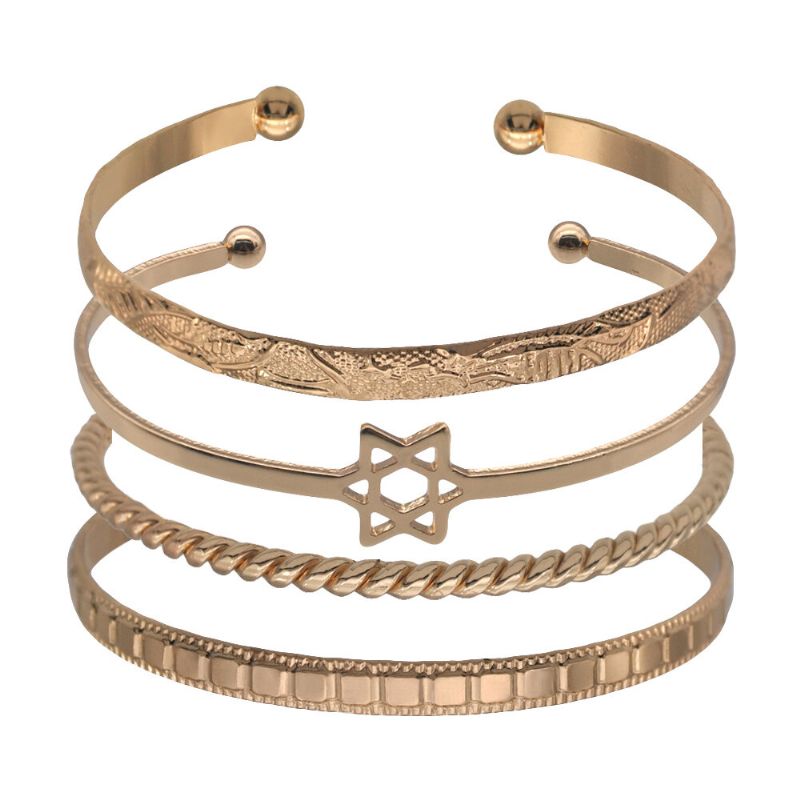 4 Stk Trendy Creative Gold Öffnung Herz Stern Mond Design Armreif Set Frauen Armband Schmuck