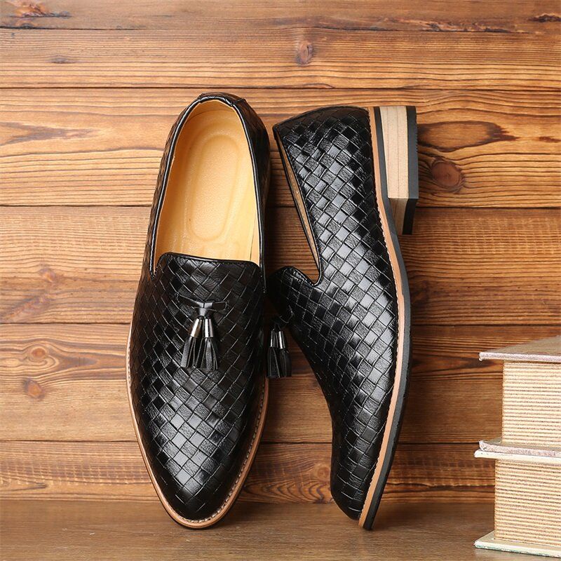 Männer Leder Atmungsaktiv Vintage Weave Quaste Spitzschuh Slip On Bequeme Casual Business Schuhe