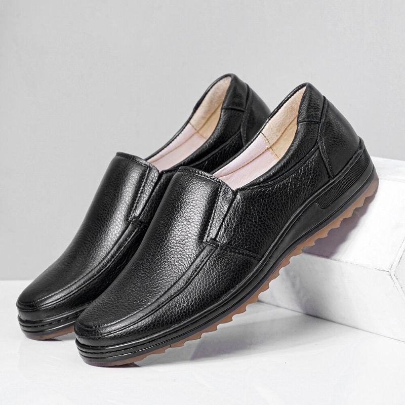 Männer Leder Atmungsaktive Weiche Sohle Rutschfeste Bequeme Slip-on Casual Business Schuhe