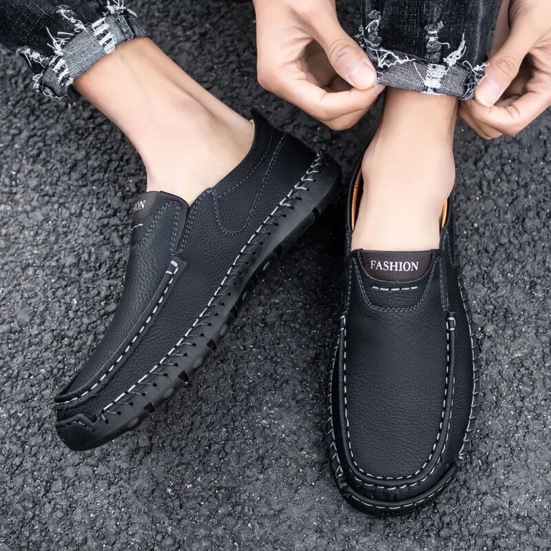 Rutschfeste Slip-on-loafer Aus Handgenähtem Mikrofaserleder Für Herren