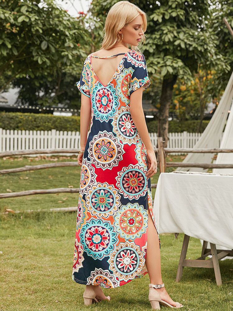 Kurzärmliges Maxikleid Mit Blumenschlitz Und V-ausschnitt