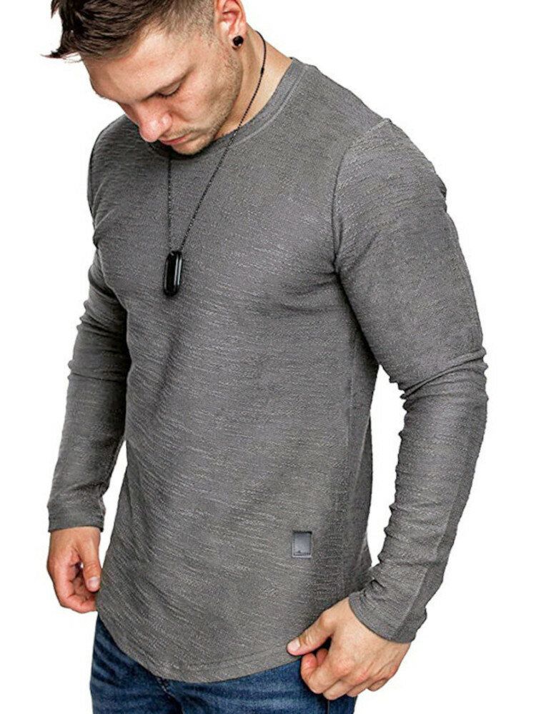 Schlichtes Einfaches Basic-t-shirt Mit Abgerundetem Saum Für Herren