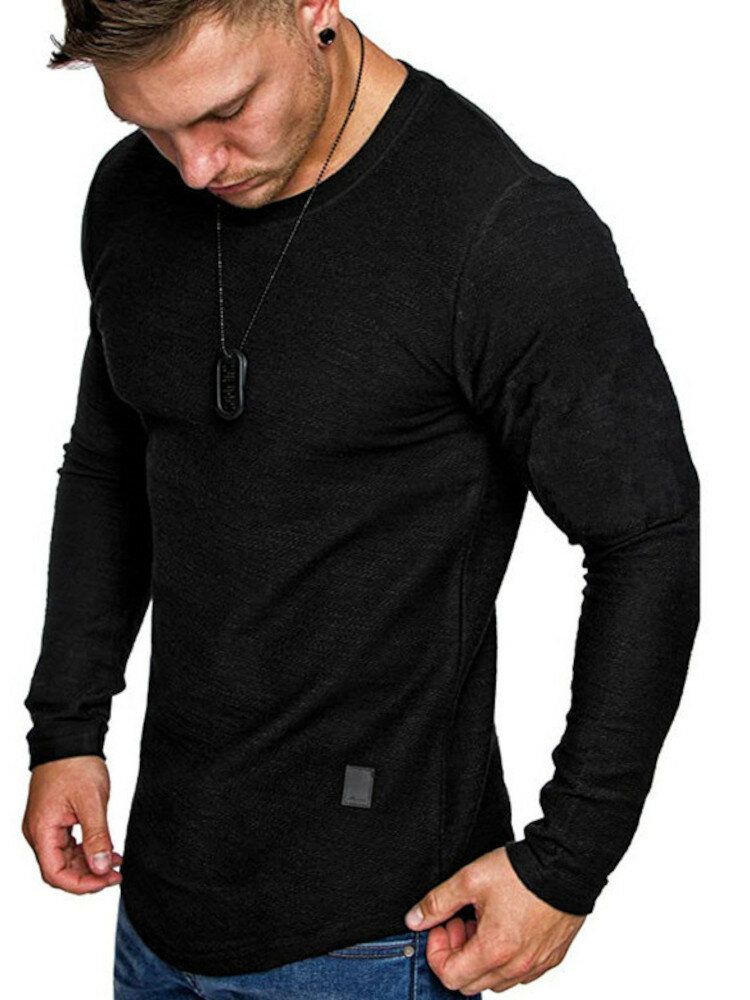 Schlichtes Einfaches Basic-t-shirt Mit Abgerundetem Saum Für Herren