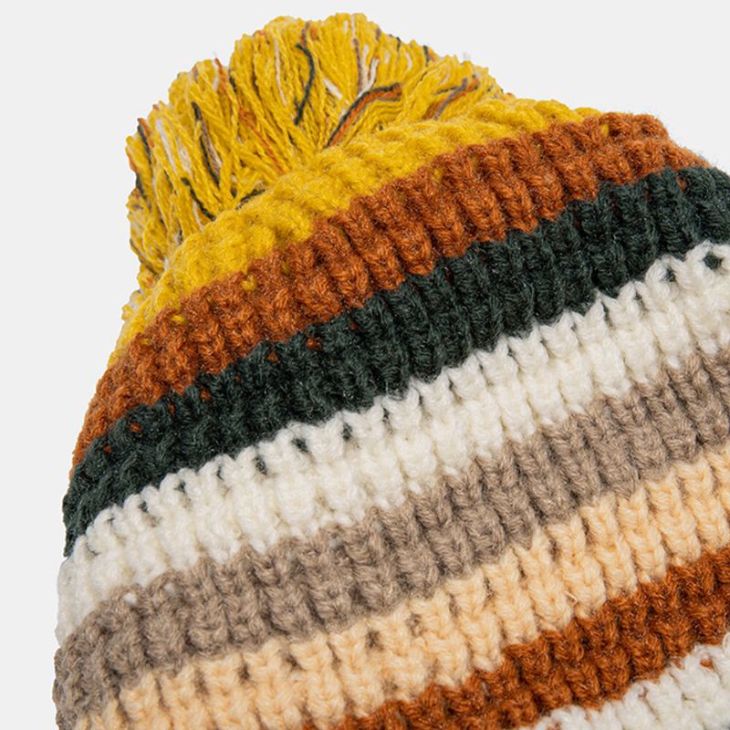 Gestrickter Plus-samt-ohrschutz Für Damen Farblich Passend Gestreift Pelzknäuel Dekoration Wärmende Beanie-mütze