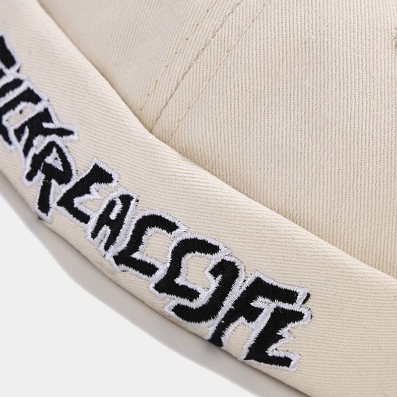 Unisex-baumwolle Einfarbig Buchstabenstickerei Verstellbarer Kordelzug Vielseitige Randlose Mütze Landlord Cap Skull Cap