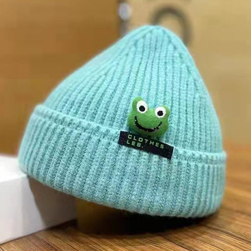 Unisex-beanie-mützen Cartoon-frosch Puppe Dekoration Buchstabe Patch Landlord Cap Skull Cap Strickmütze