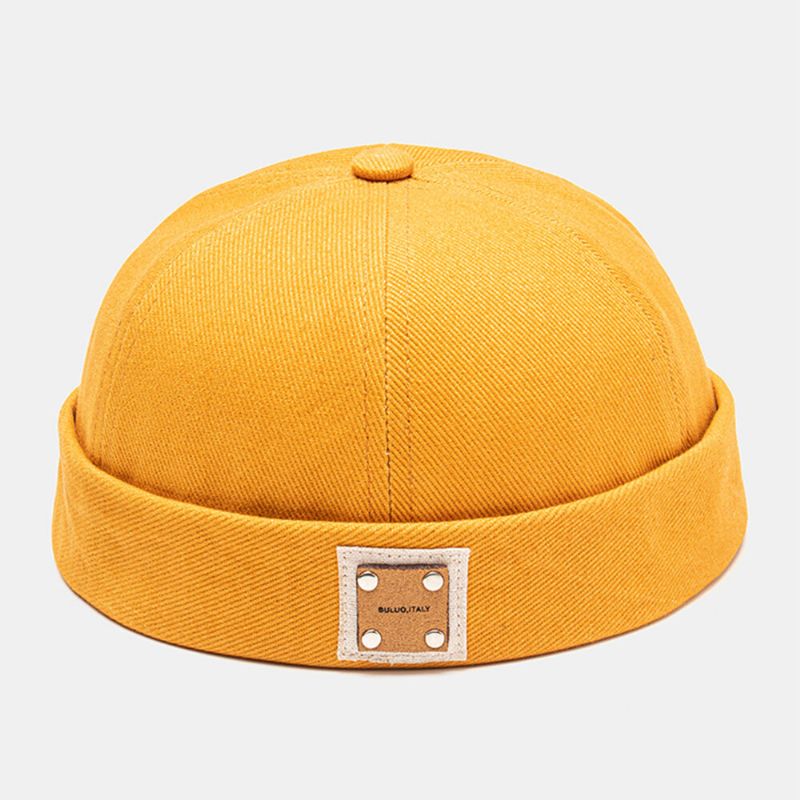 Unisex Polyester Baumwolle Einfarbig Rivet Pu Label All-match Brimless Beanie Landlord Cap Skull Cap