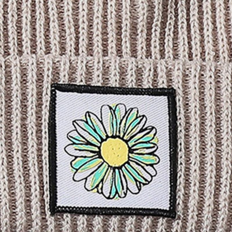 Unisex-strickmütze Aus Baumwolle Mit Sonnenblumenmuster. Warme Beanie-mütze Ohne Rand