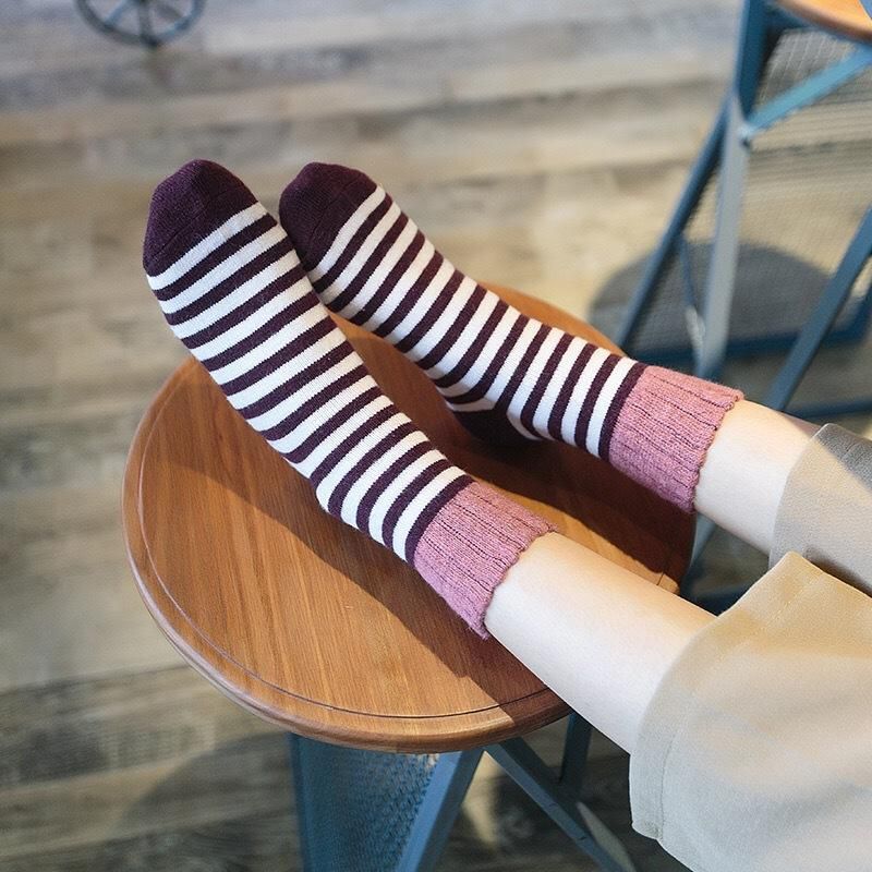 Gestreifte Wollsocken Mit Hohem Bündchen Für Damen