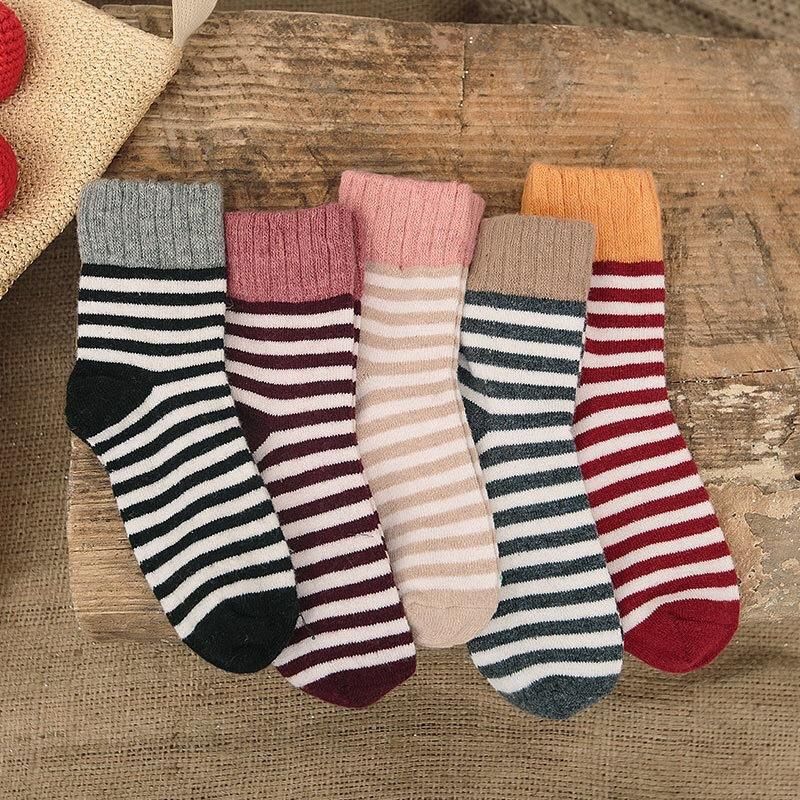 Gestreifte Wollsocken Mit Hohem Bündchen Für Damen