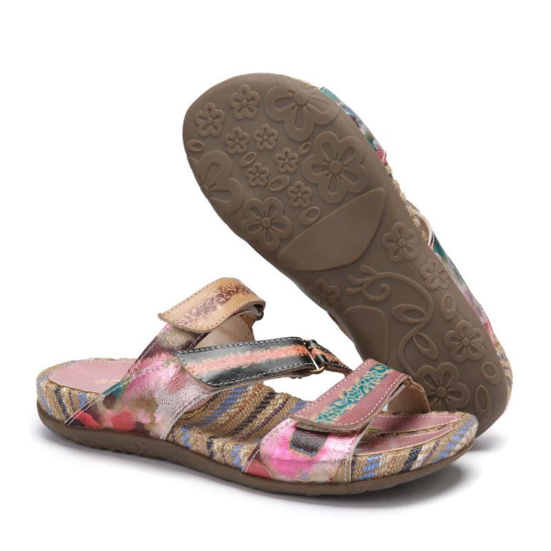 Bequeme Flachstreifen-zehensandalen Aus Leder Mit Retro-blumendruck