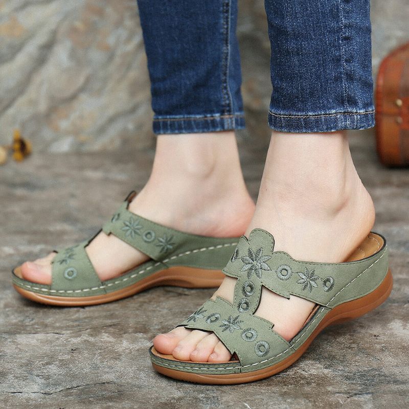 Bequeme Lässige Sommer-slip-on-keilsandalen Mit Stickerei Für Damen