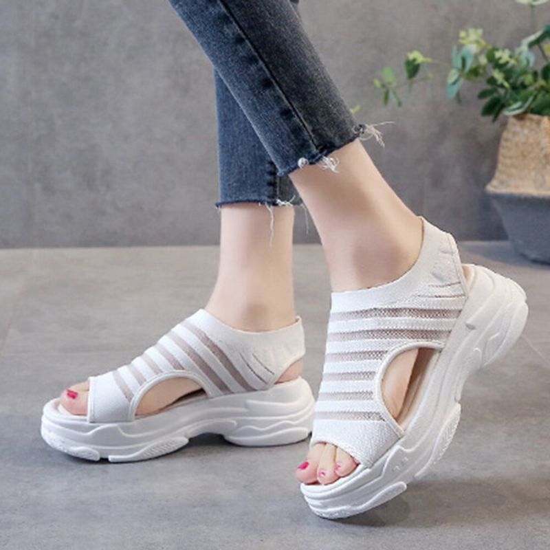 Einfarbige Atmungsaktive Peeptoe-sandalen Aus Mesh Für Damen