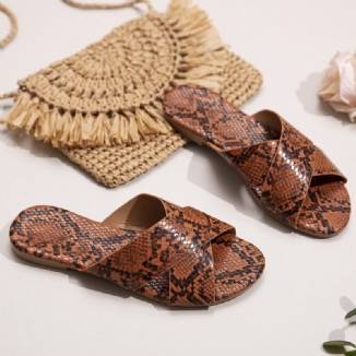 Flache Damen-sandalen Mit Schlangenhaut-print Und Kreuzgürtel