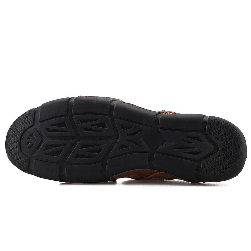 Männer Rindsleder Ausgehöhlt Atmungsaktive Soft Bottom Slip On Outdoor Lässige Strandsandalen