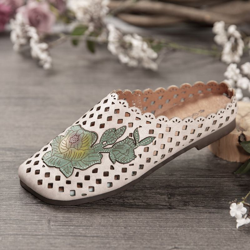 Retro-leder Mit Floralen Applikationen Ausschnitte Weiche Flache Pantoletten Clogs Slip-on-sandalen