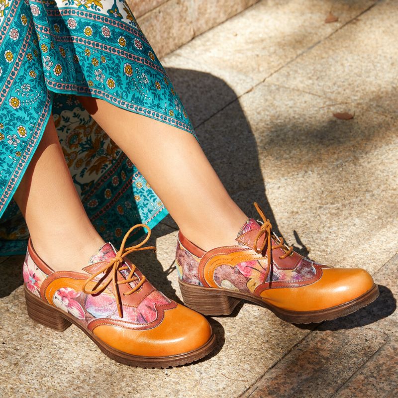 Bequeme Oxfords Mit Runder Zehenpartie Aus Echtem Leder Mit Retro-blumenschnürung