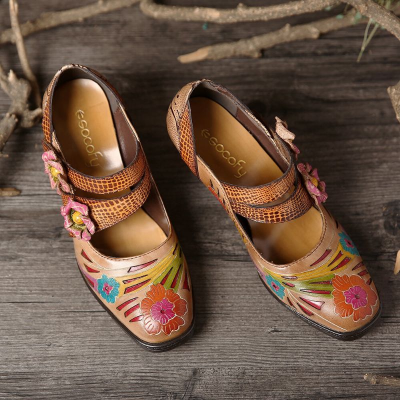 Pumps Mit Niedrigem Absatz Und Hakenschlaufe Aus Echtem Leder Mit Blumenmuster Und Retro-print