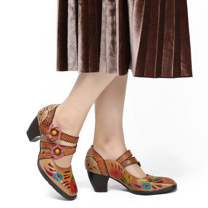 Pumps Mit Niedrigem Absatz Und Hakenschlaufe Aus Echtem Leder Mit Blumenmuster Und Retro-print