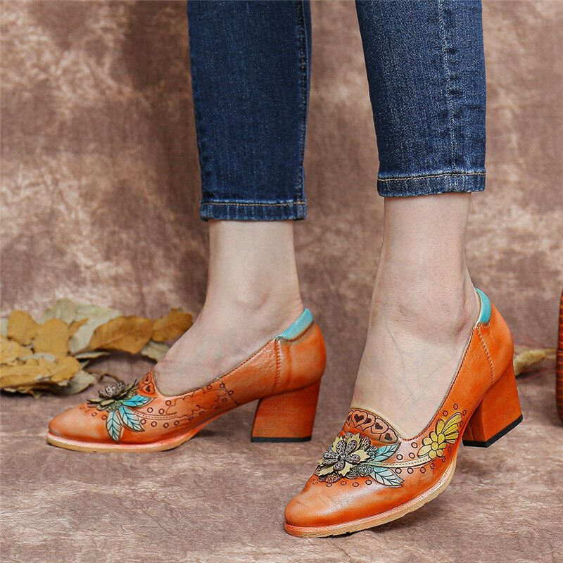 Retro-spleiß-leder-slip-on-pumps Mit Blockabsatz Und Blumenmuster